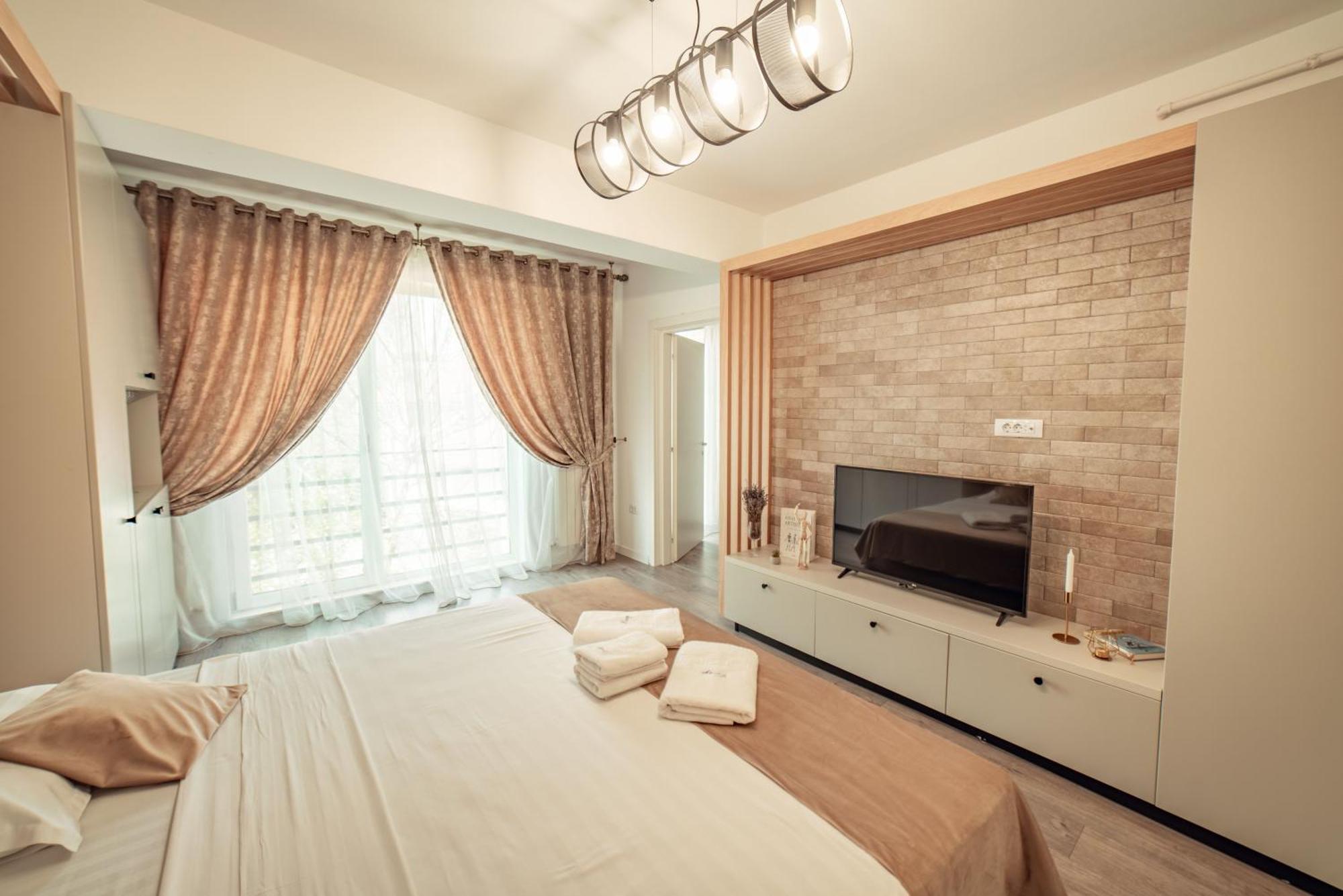 Palace Of Culture & Palas Mall Collection Suites & Studios Ιάσιο Εξωτερικό φωτογραφία